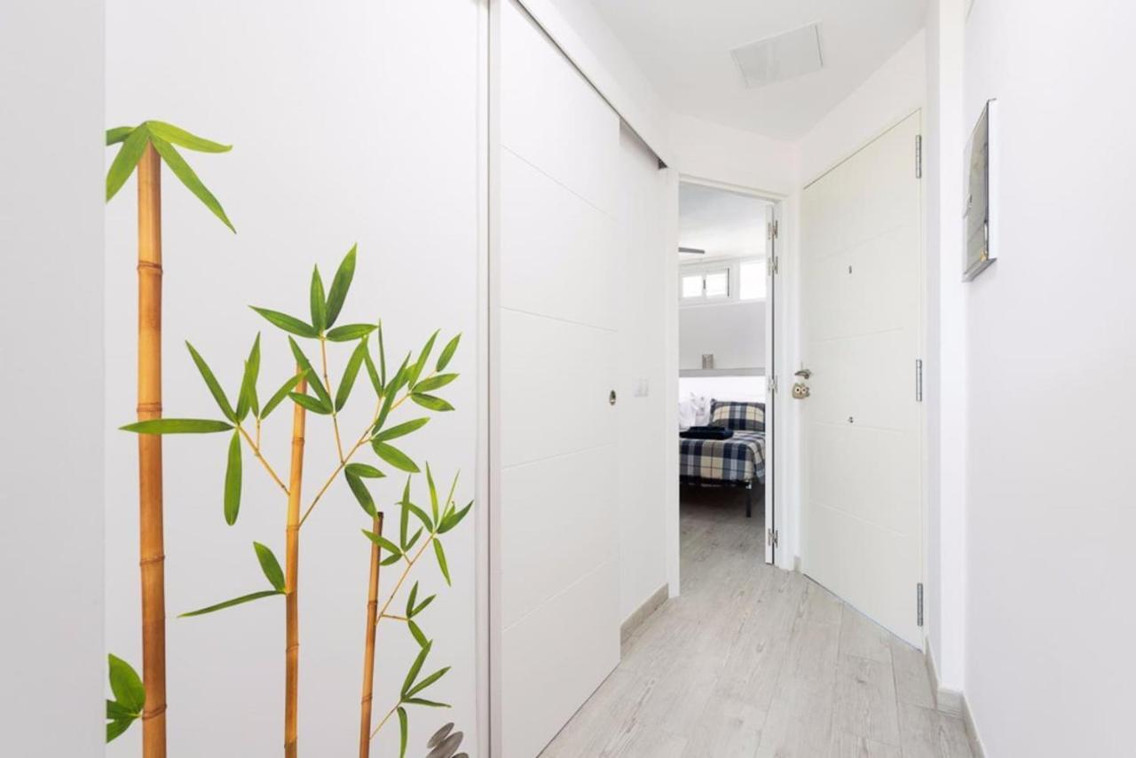דירות מספאלומס 4 Minutes Walk From Yumbo מראה חיצוני תמונה